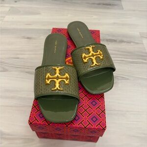 Tory Burch Olive Green Patent Logo Slide Sandals with Gold Emblem